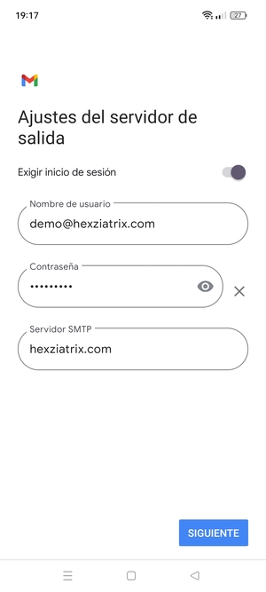 Introduzca la dirección de servidor saliente y seleccione SIGUIENTE
