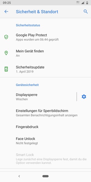 Um Ihre Bildschirmsperre zu aktivieren, gehen Sie zum Sicherheit & Standort Menü und wählen Sie  Displaysperre