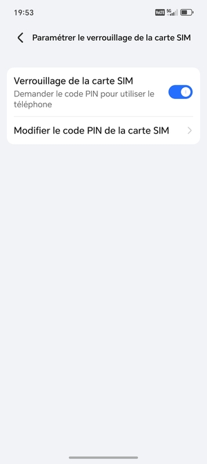 Sélectionnez  Modifier le code PIN de la carte SIM