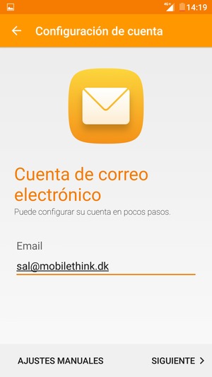 Introduzca su Dirección de correo electrónico y seleccione SIGUIENTE