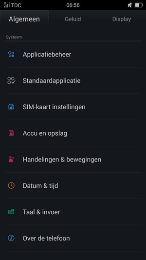 Scroll naar en selecteer Accu en opslag