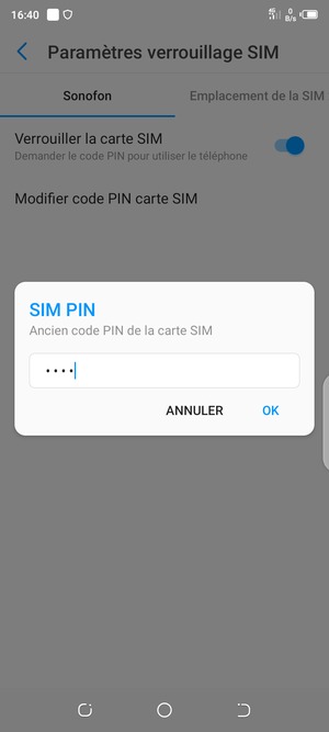 Saisissez votre Ancien code PIN de la carte SIM et sélectionnez OK