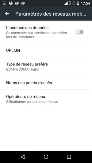 Pour changer de réseau en cas de problèmes de réseau, sélectionnez Opérateurs de réseau