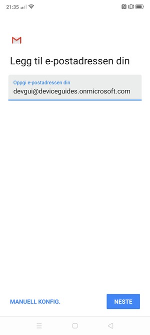 Skriv inn e-postadresse og velg MANUELL KONFIG.