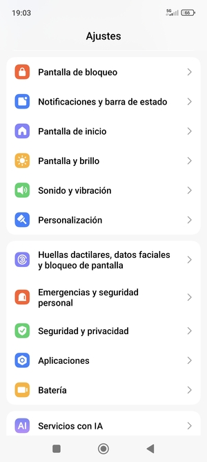 Desplácese y seleccione Huellas dactilares, datos faciales y bloqueo de pantalla