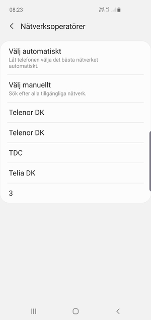 Välj en nätverksoperatör från listan
