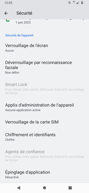Pour modifier le code PIN de la carte SIM, allez dans le menu Sécurité et sélectionnez Verrouillage de la carte SIM