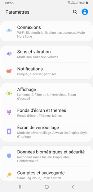 Faites défiler et sélectionnez Donnèes biométriques et sécurité