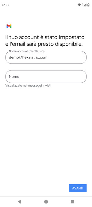 Scegli un nome per il tuo account e inserisci il tuo nome. Seleziona AVANTI