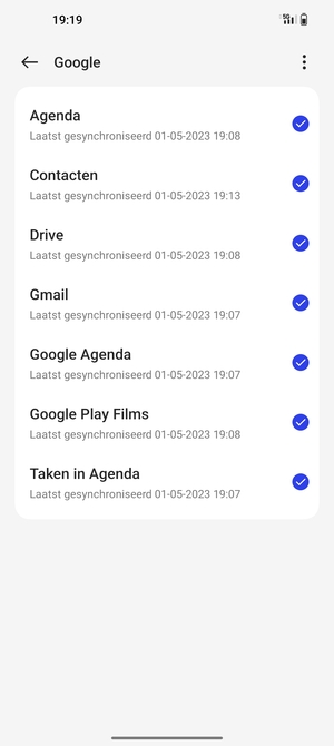 Zorg ervoor dat Contacten geselecteerd is