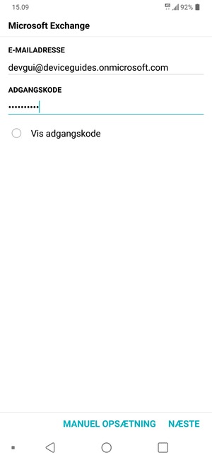 Indtast din e-mailadresse og adgangskode. Vælg MANUEL OPSÆTNING