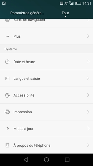 Faites défiler et sélectionnez Mises à jour