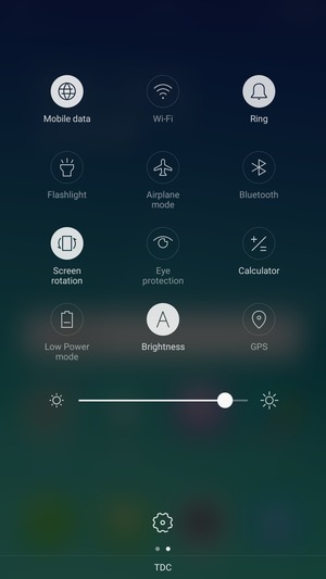 Select Auto brightness
