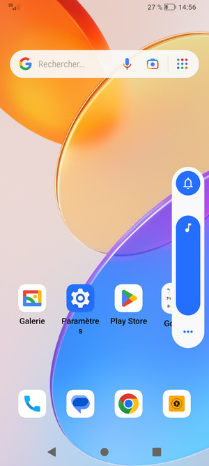 Maintenir appuyé pour baisser le volume au niveau requis