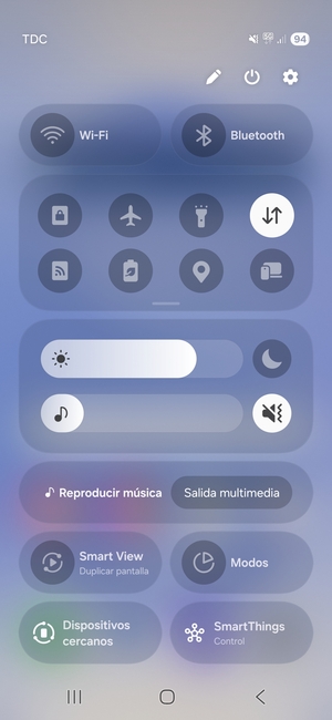 Seleccione Vibración para cambiar al modo silencio
