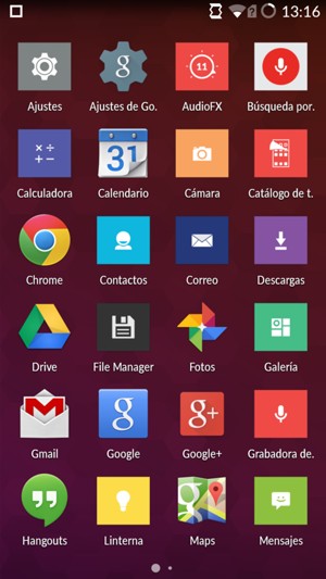 Desplácese y seleccione Ajustes