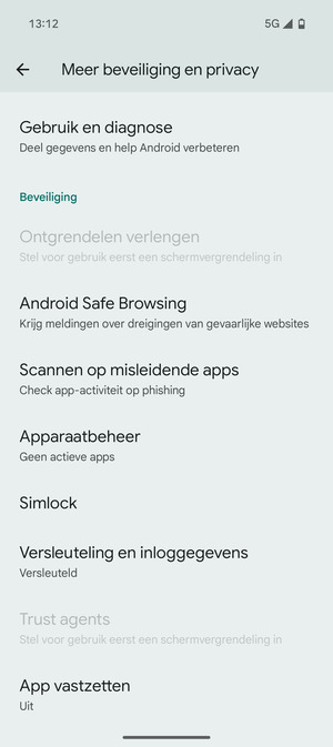Scroll naar en selecteer Simlock