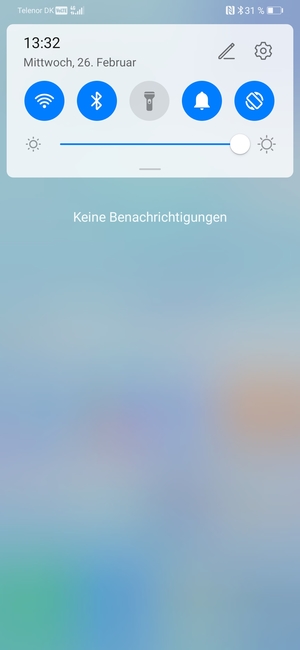 Ziehen Sie erneut das obere Menü nach unten