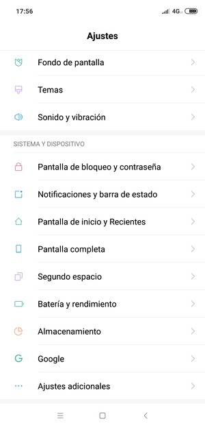 Desplácese y seleccione Batería y rendimento