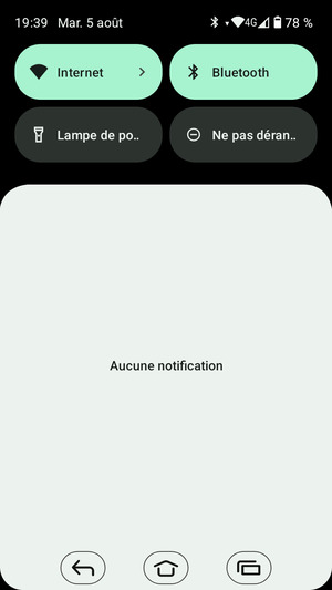 Déroulez à nouveau le menu du haut