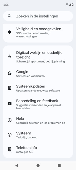 Scroll naar en selecteer Systeemupdates