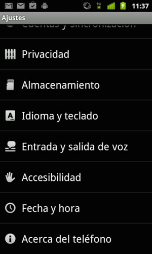 Desplácese y seleccione Acerca del teléfono