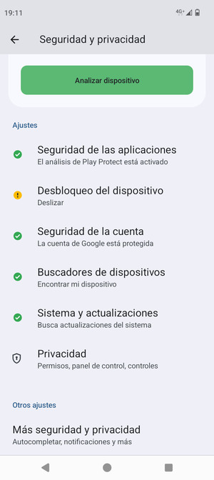 Desplácese y seleccione Más  seguridad y privacidad