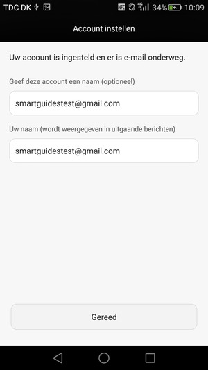 Geef uw account een naam en voer uw naam in. Selecteer Gereed