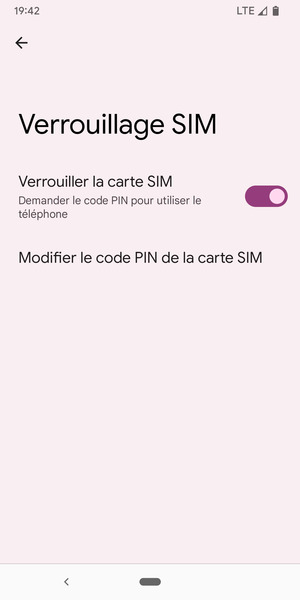 Sélectionnez Modifier le code PIN de la carte SIM