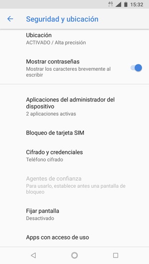 Desplácese y seleccione Bloqueo de tarjeta SIM