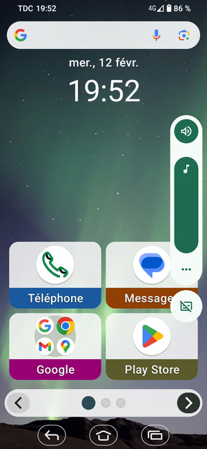 Maintenir appuyé pour baisser le volume au niveau requis