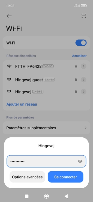 Saisissez le mot de passe du Wi-Fi et sélectionnez Se connecter
