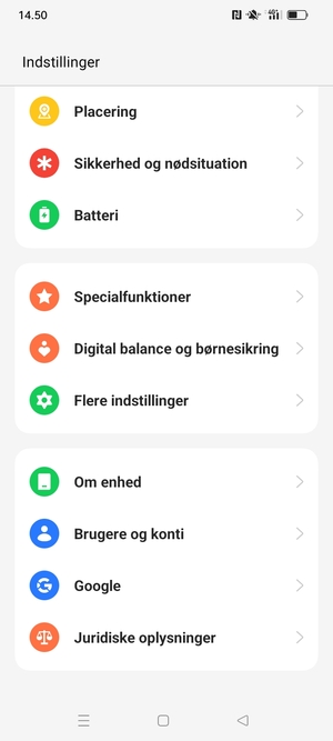 Scroll til og vælg Om enhed