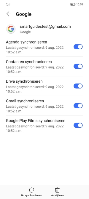 Zorg ervoor dat Contacten synchroniseren geselecteerd is