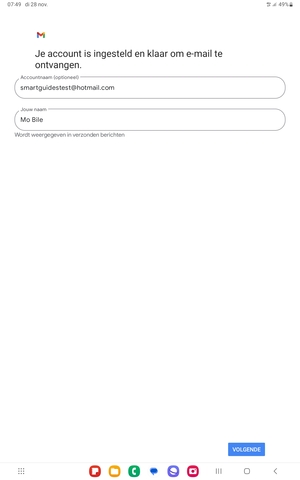 Geef uw account een naam en voer uw naam in. Selecteer VOLGENDE