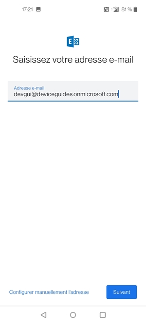 Saisissez votre adresse e-mail et sélectionnez Configurer manuellement l'adresse
