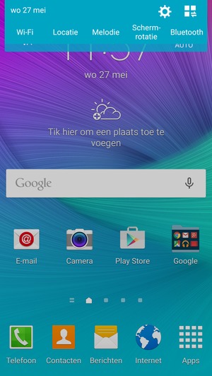 Schuif naar beneden in het bovenste menu