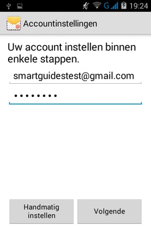 Voer uw e-mailadres en wachtwoord in. Selecteer  Volgende