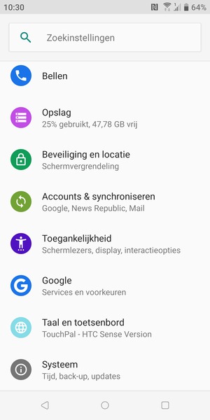 Scroll naar en selecteer Accounts & synchroniseren