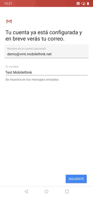 Déle a su cuenta un nombre y escriba su nombre. Seleccione SIGUIENTE