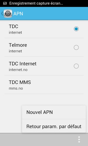 Sélectionnez Retour param. par défaut
