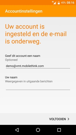 Geef uw account een naam en voer uw naam in. Selecteer VOLTOOIEN