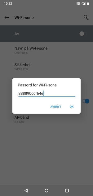Skriv inn et Wi-Fi hotspot-passord på minst 8 tegn og velg OK