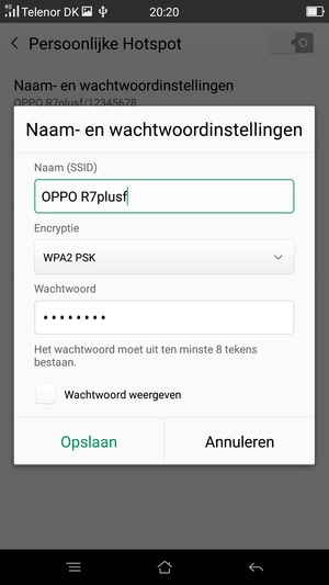 Voer een wachtwoord van een WiFi-hotspot in van ten minste 8 tekens en selecteer Opslaan