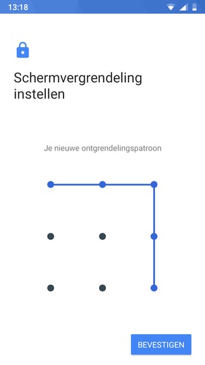 Teken het ontgrendelingspatroon nogmaals en selecteer BEVESTIGEN
