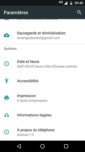 Faites défiler et sélectionnez À propos du téléphone
