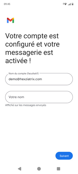 Donnez un nom à votre compte et saisissez votre nom. Sélectionnez Suivant