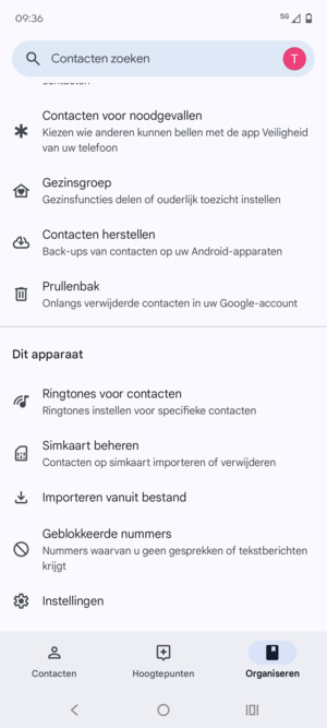 Scroll naar en selecteer Simkaart beheren