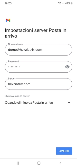 Inserisci Nome utente e l'indirizzo del server di posta in arrivo. Seleziona AVANTI
