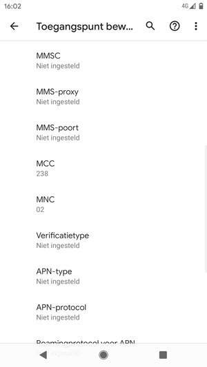 Scroll naar beneden en voer mms-gegevens in